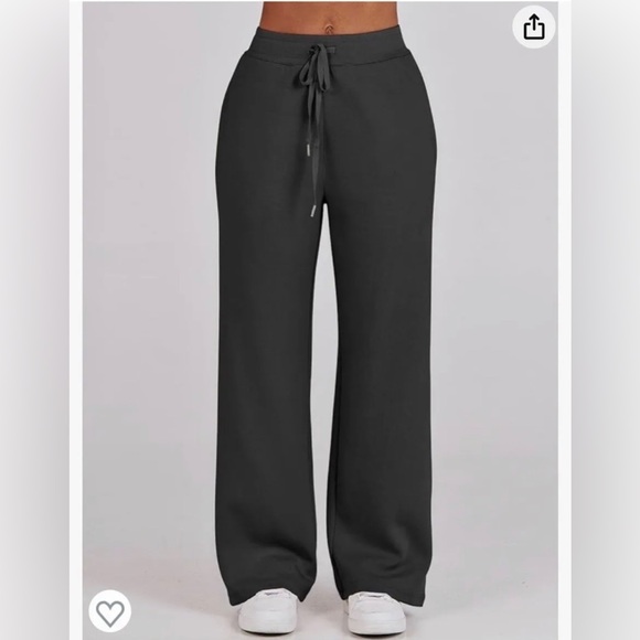 Spanx AirEssentials Set Small black Wide leg pant & Small black half zip top NEW - Picture 5 of 6